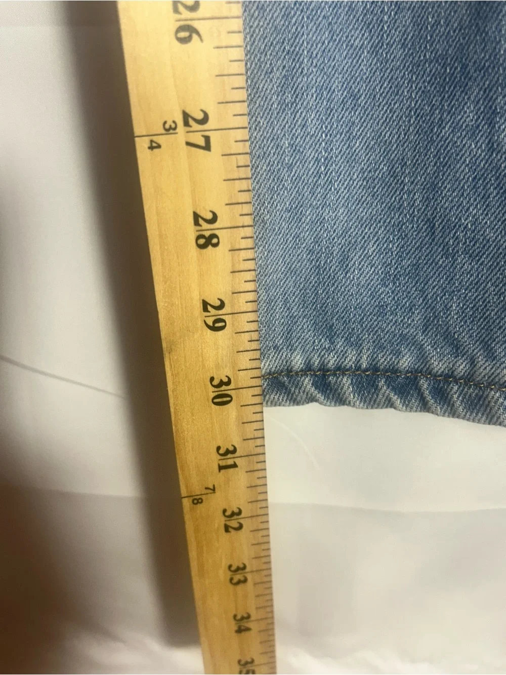 Levi's Comfort Fit Light Wash Jeans
